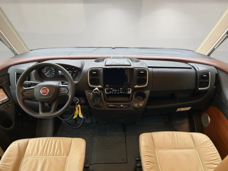 Fahrzeugbild Carthago liner-for-two I 53 #10