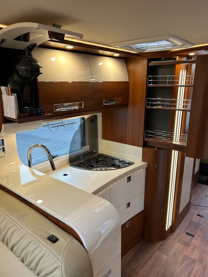 Fahrzeugbild Carthago liner-for-two I 53 #14