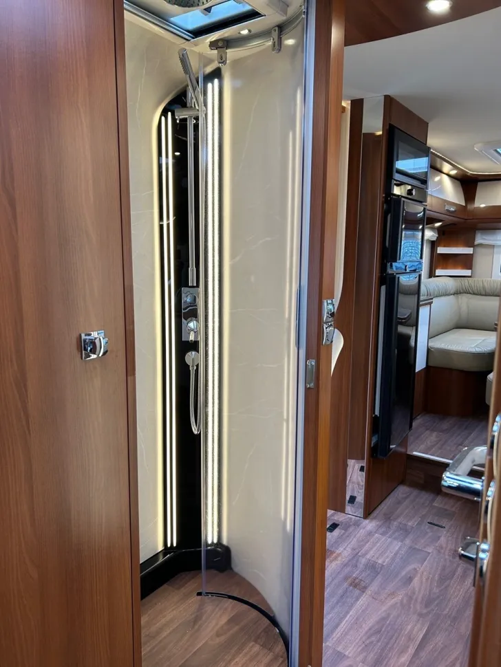 Fahrzeugbild Carthago liner-for-two I 53 #20