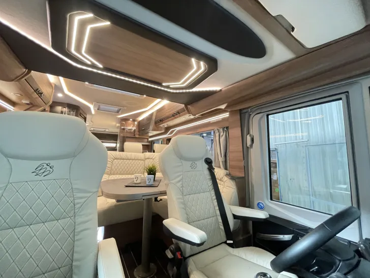 Fahrzeugbild Knaus SUN I 900 LEG *Media*Festtank-Toi.* #10