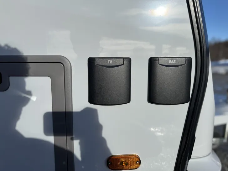 Fahrzeugbild Knaus Südwind BLACK SELECTION 420 QD MJ 26|Markise #19