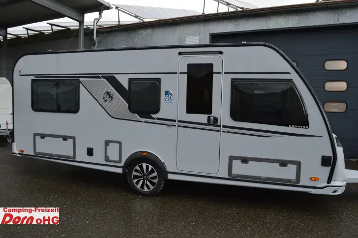 Fahrzeugbild Knaus Südwind 540 UE 60 YEARS elektr.Fußbodenerwärmung #1