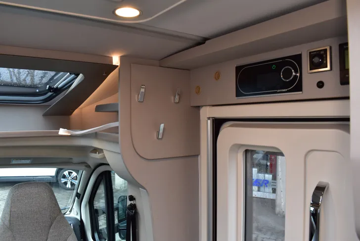 Fahrzeugbild Hymer Exsis-t 580 Pure Sat, Navi, Automatik, ab April #6