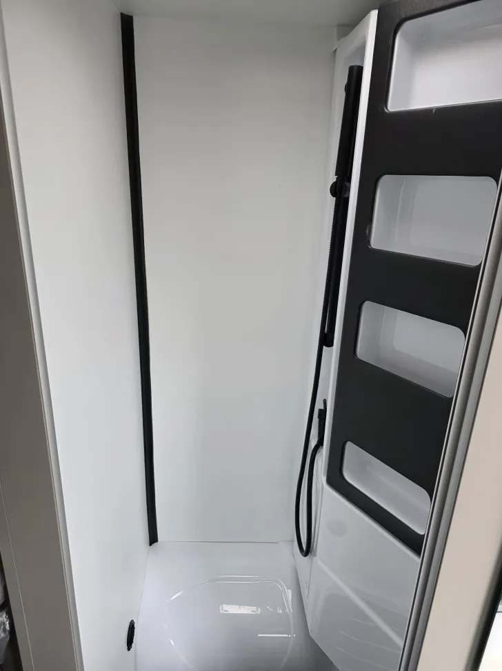 Fahrzeugbild Benimar YRTEO Y861 PLUS NORTHAUTOKAPP MARKISE #12