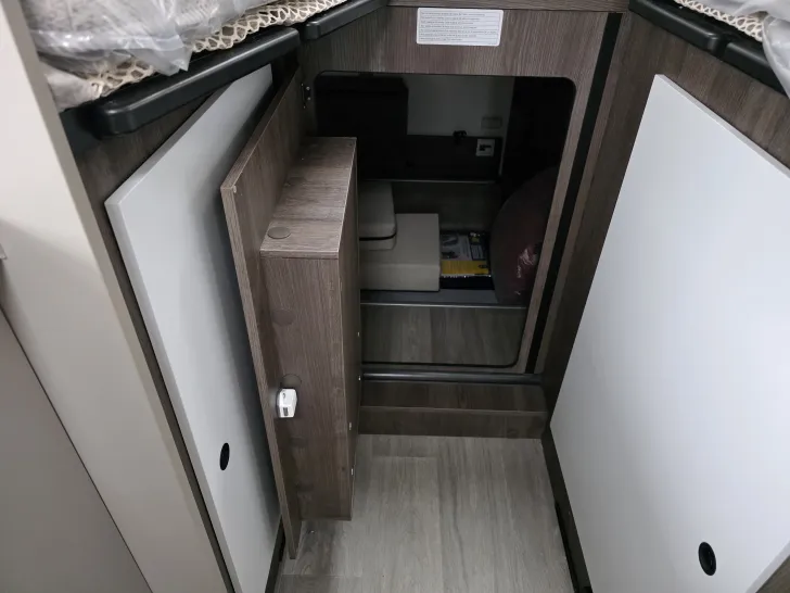 Fahrzeugbild Benimar YRTEO Y861 PLUS NORTHAUTOKAPP MARKISE #18