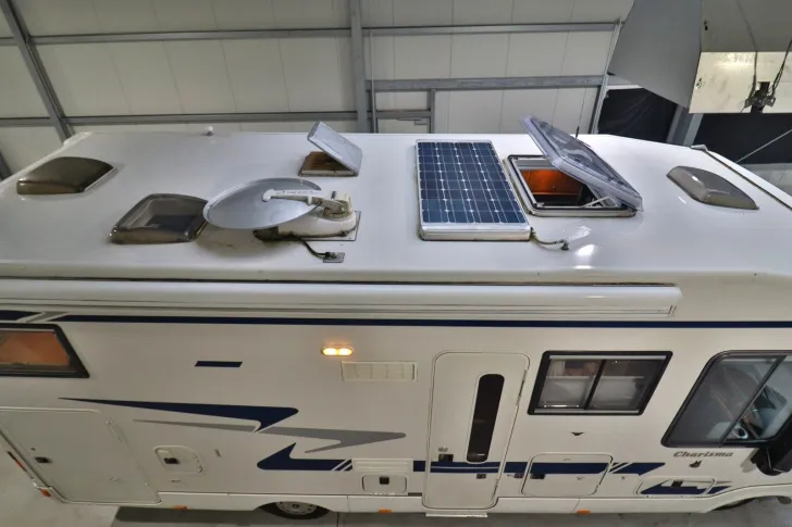 Fahrzeugbild Concorde Charisma I 720/1. Hand/Festbett/Hubbett/Garage #6