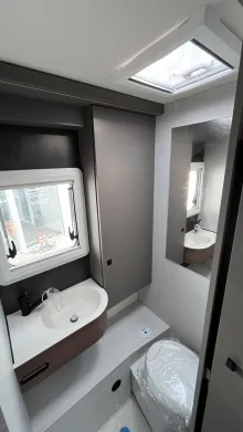 Fahrzeugbild LMC Cruiser 750 EF #10