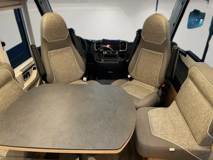 Fahrzeugbild Malibu I 430 KB LE comfort #11