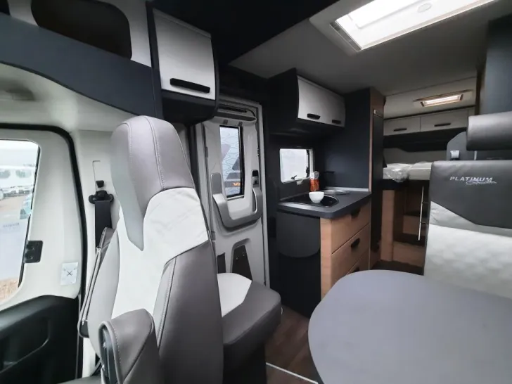 Fahrzeugbild Knaus L!VE TI 650 MEG Platinum Selection Verfüg./Sparen Sie 12.768,- € #7