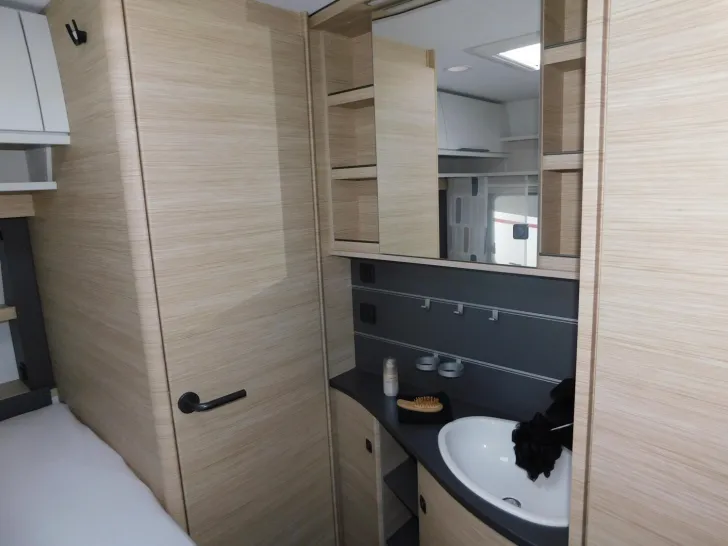 Fahrzeugbild Fendt Apero Activ 390 FH 45L Tank, TV-Halter, 1700Kg #13