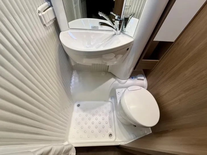 Fahrzeugbild Carado VAN 337 #21