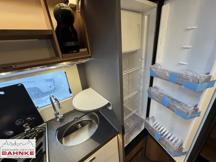 Fahrzeugbild Carthago C1-tourer T 143 KB-LE comfort 4.2t 35 Jahre Edt! ! - 16.035,- € ! #13