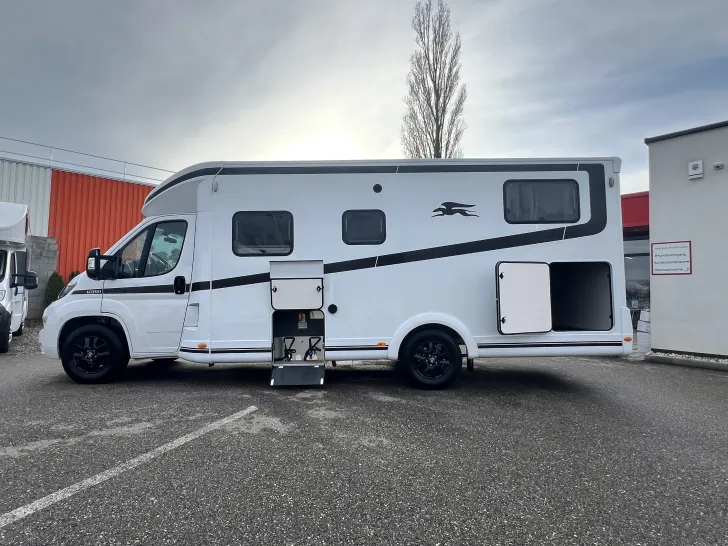 Fahrzeugbild Laika Kosmo L 409 mit Tageszulassung #5