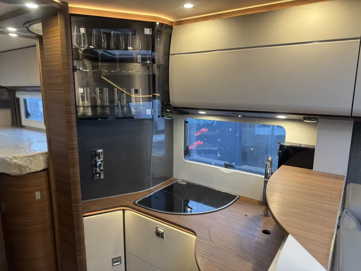 Fahrzeugbild Carthago chic c-line I 4.9 LE 35 Jahre Edition - 25.000,- € #15