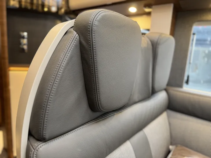 Fahrzeugbild Carthago chic c-line I 4.9 LE 35 Jahre Edition - 25.000,- € #19