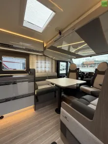 Fahrzeugbild Roller Team Zefiro 267 Integral 180PS 400W Solar 2xLithium #9