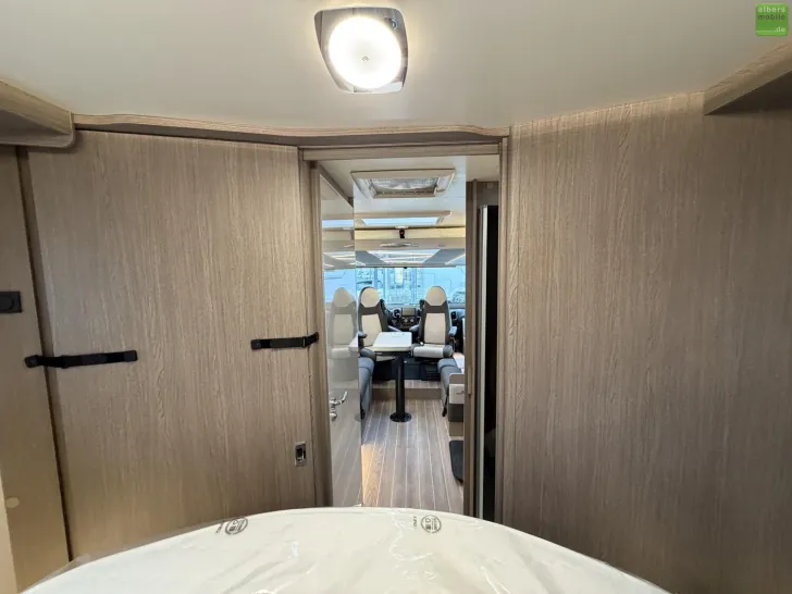 Fahrzeugbild Roller Team Zefiro 267 Integral 180PS 400W Solar 2xLithium #22