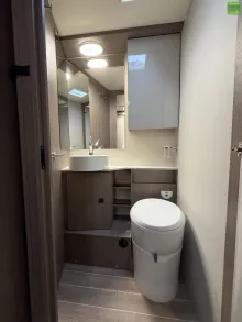 Fahrzeugbild Roller Team Zefiro 267 Integral 180PS 400W Solar 2xLithium #23