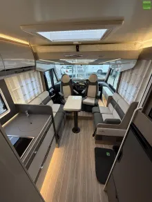 Fahrzeugbild Roller Team Zefiro 267 Integral 180PS 400W Solar 2xLithium #25