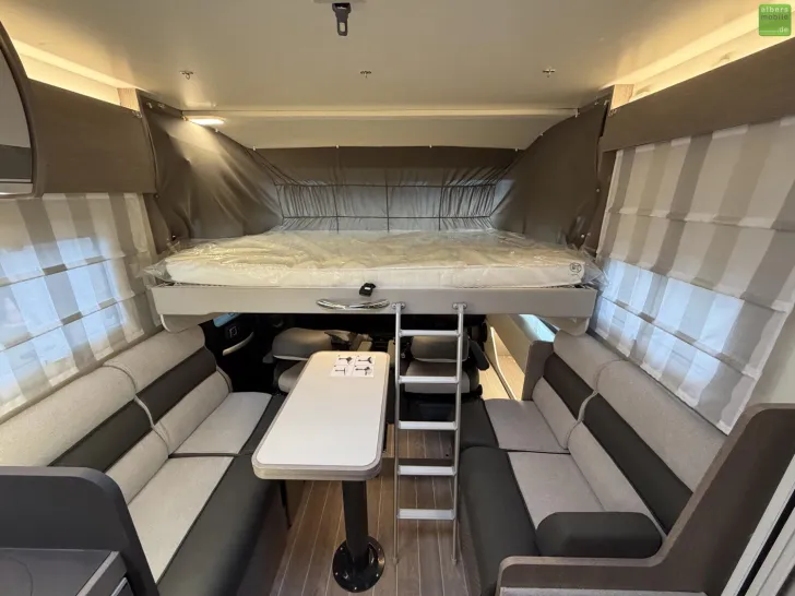 Fahrzeugbild Roller Team Zefiro 267 Integral 180PS 400W Solar 2xLithium #26