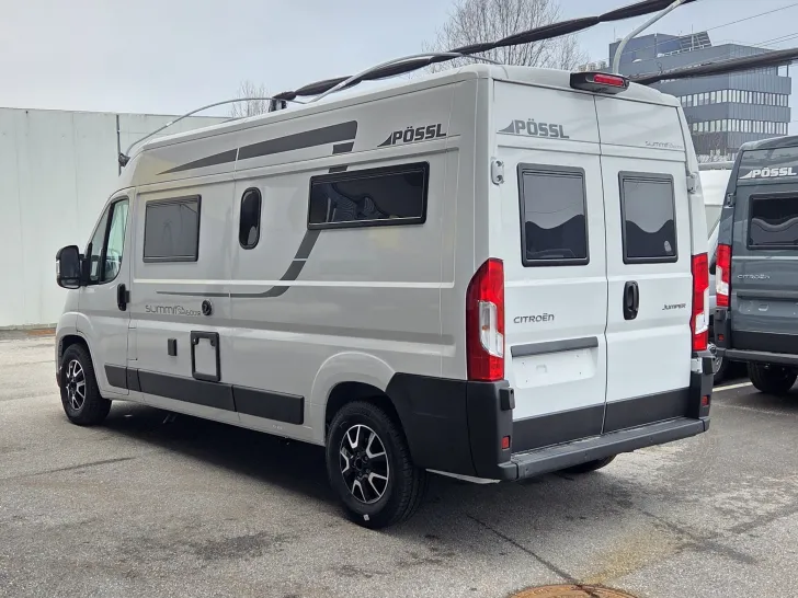 Fahrzeugbild Pössl Summit SHINE 600 LR mit Längsbetten #4