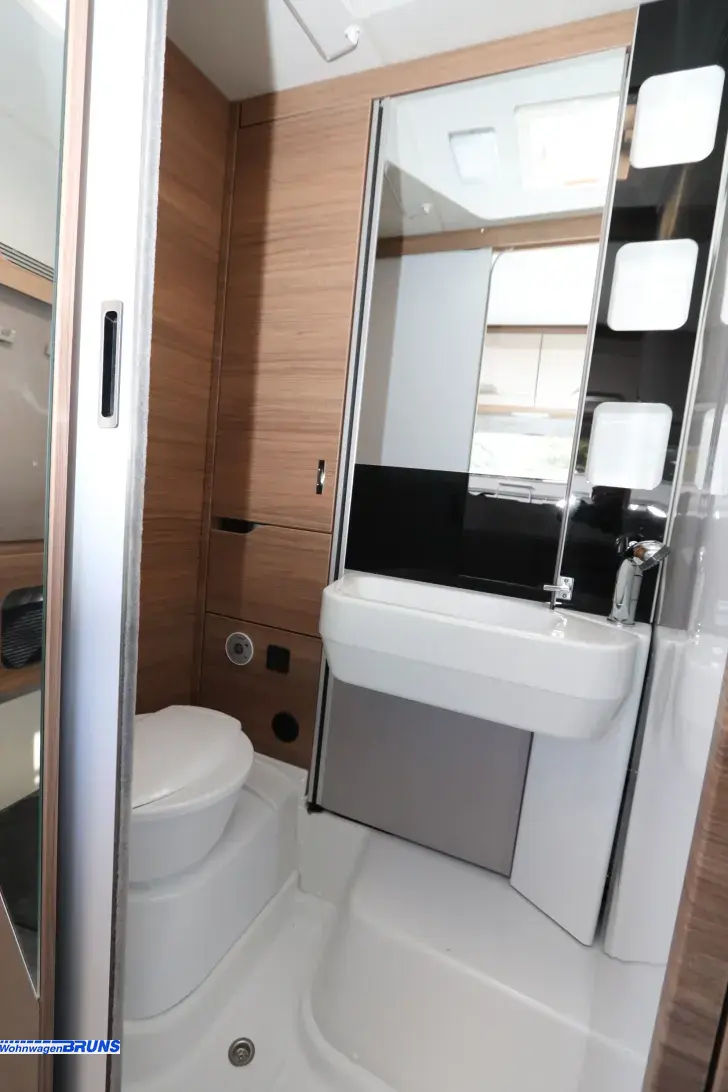 Fahrzeugbild Knaus Tourer VAN 500 LT VANSATION LED-Scheinwerfer #10