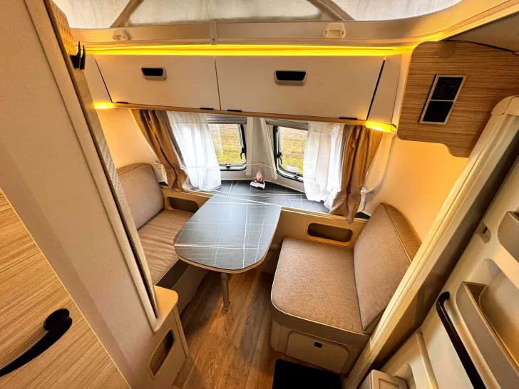 Fahrzeugbild Hymer Eriba Eriba Touring 430 1.300kg|AusstattungslinieUrban #9