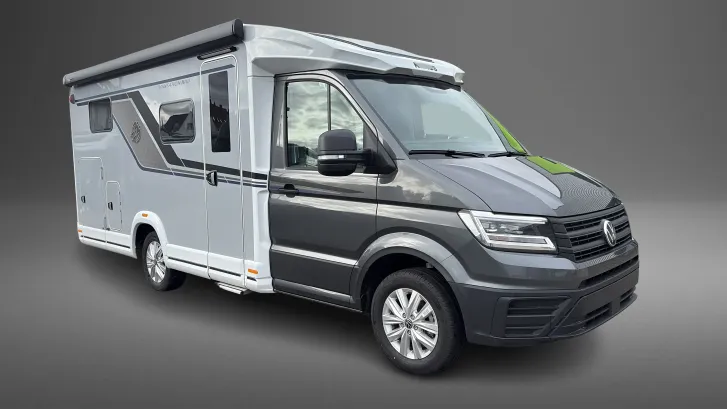 Schräg Vorne Knaus Van TI 640 MEG Sofort verfügbar