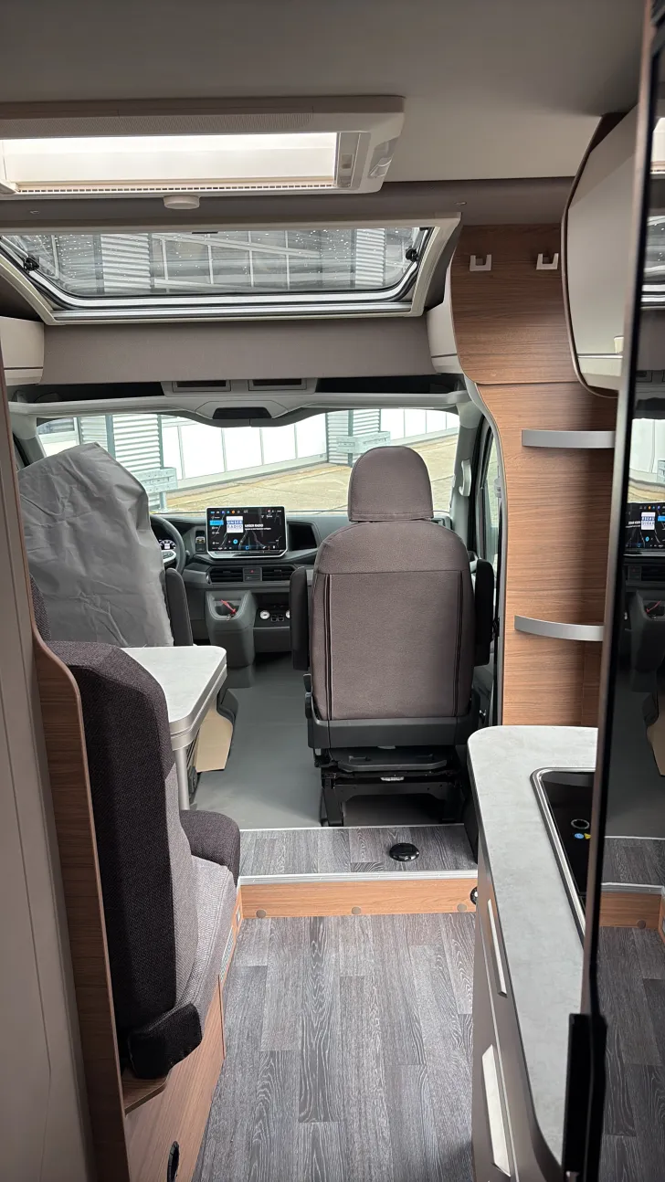 Sicht vorne-hinten Knaus Van TI 640 MEG Sofort verfügbar