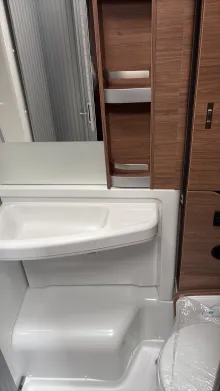 Toilette Knaus Van TI 640 MEG Sofort verfügbar