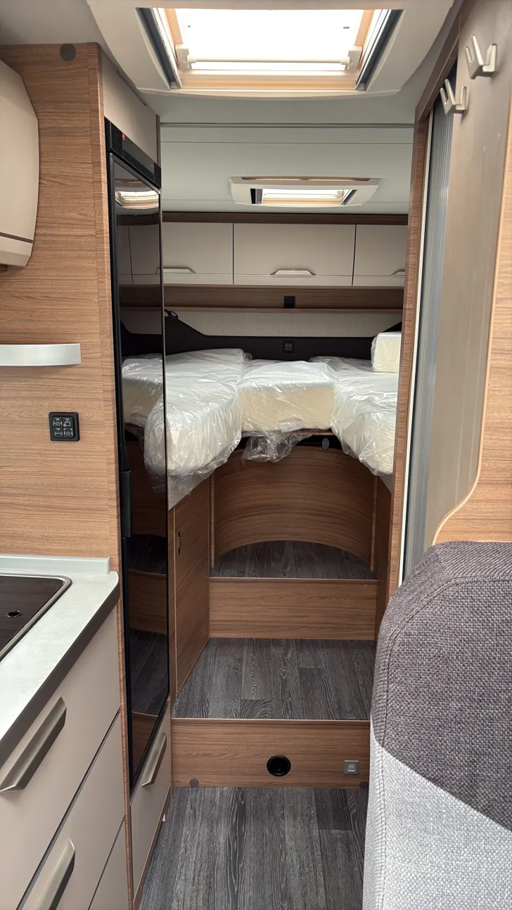 Sicht vorne-hinten Knaus Van TI 640 MEG Sofort verfügbar