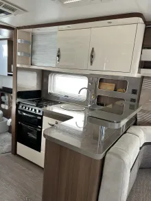 Fahrzeugbild Hobby Prestige 560 FC #7
