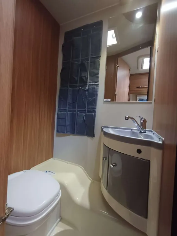 Fahrzeugbild Carado C 161 L #16