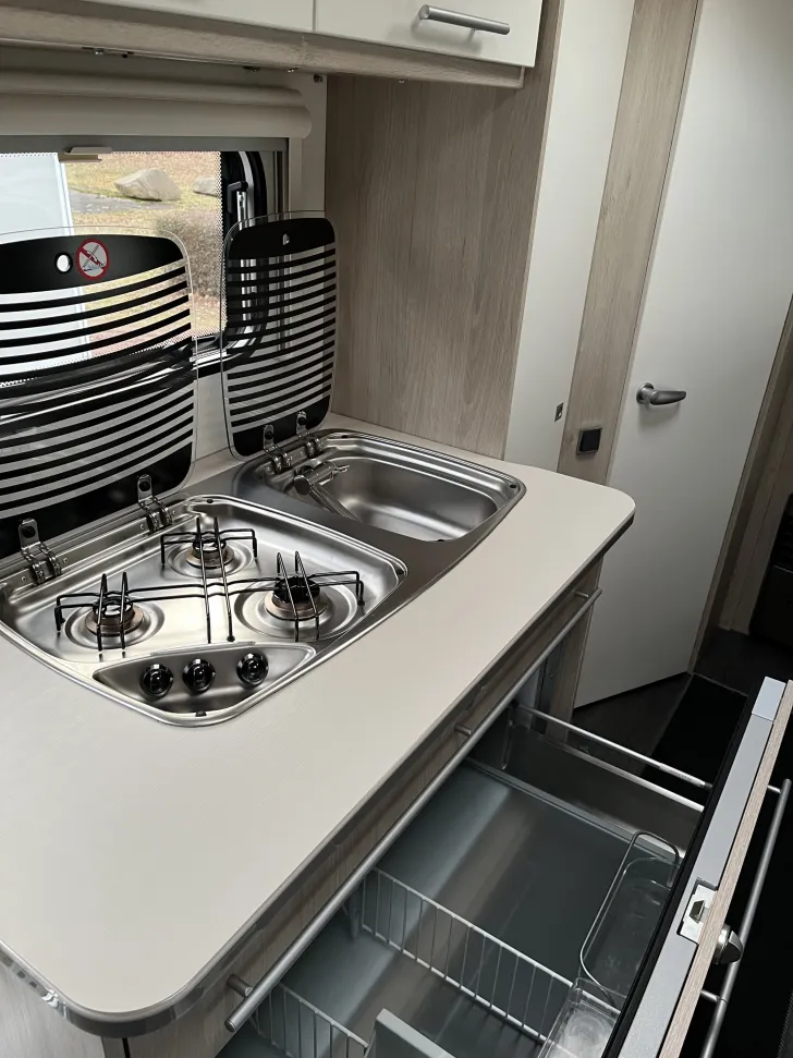 Fahrzeugbild Caravelair Alba Family 496 #7