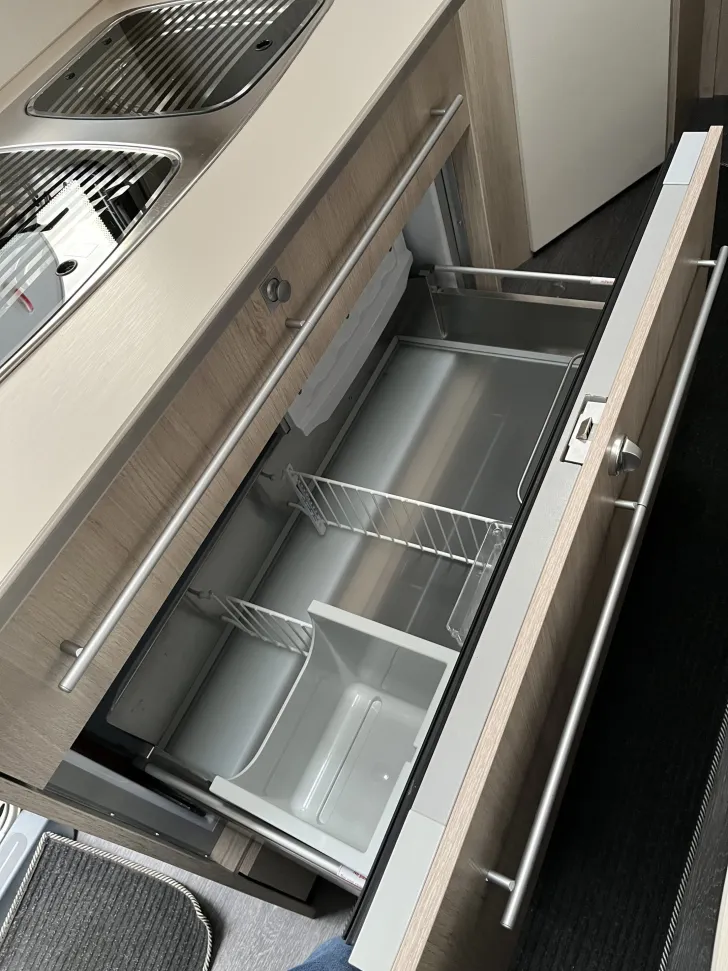 Fahrzeugbild Caravelair Alba Family 496 #8