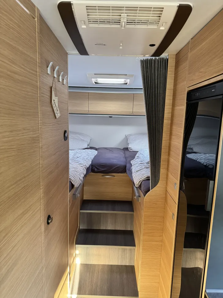 Grundriss Nacht Adria Coral XL All-In 660 SL Klima Navi Fahrradtr