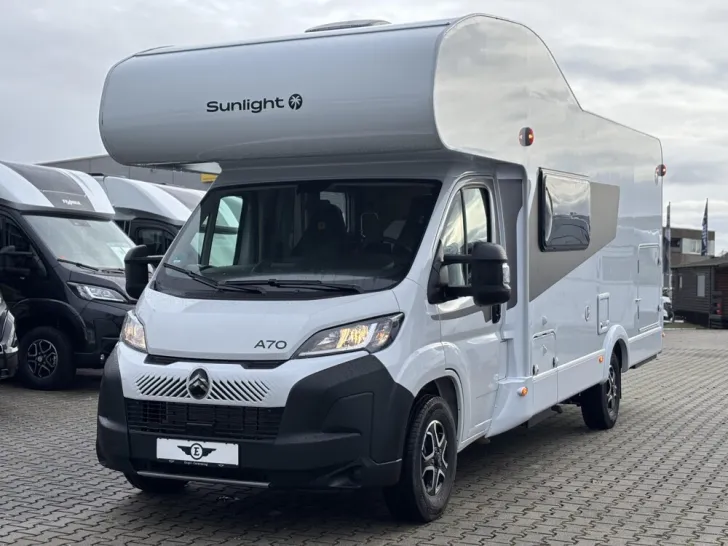 Fahrzeugbild Sunlight A 70 #3