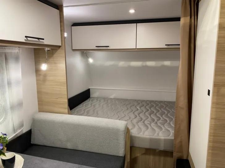 Fahrzeugbild Sterckeman Easy 420CP #6