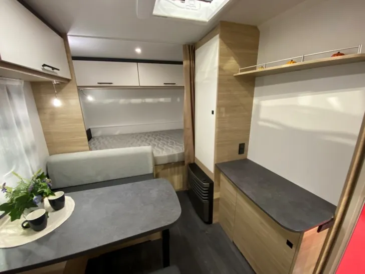 Fahrzeugbild Sterckeman Easy 420CP #8