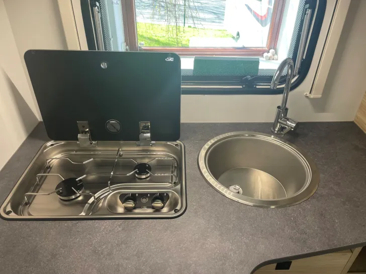 Fahrzeugbild Sterckeman Easy 420CP #13