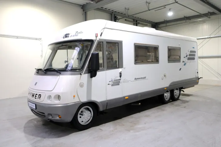 Fahrzeugbild Hymer E 690/Festbett+Hubbett/2xKlima/Solar/Markise #3