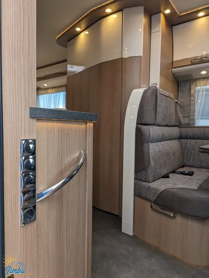 Fahrzeugbild Malibu T 430 LE Touring 140 PS | Schalter - 2094 #14