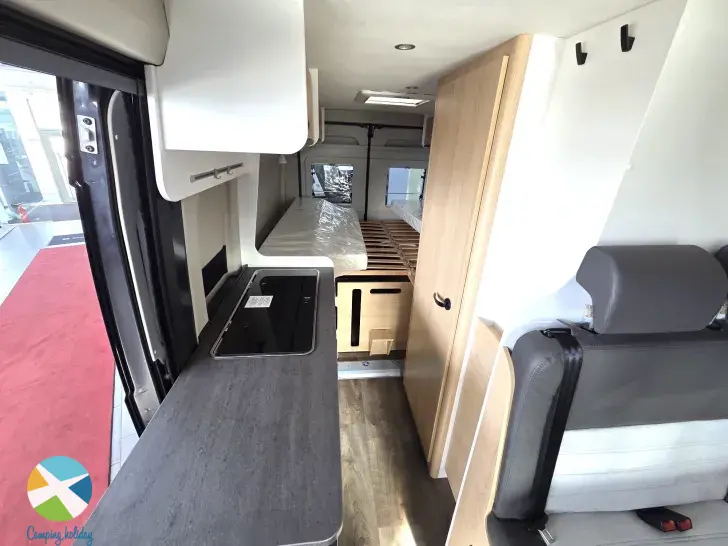 Sicht vorne-hinten Sunlight Camper Van CLIFF 640 Adventure Edition