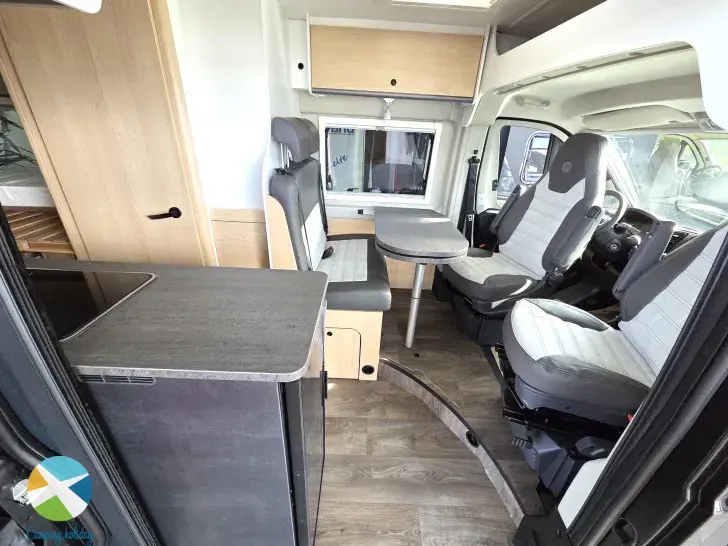 Sicht vorne-hinten Sunlight Camper Van CLIFF 640 Adventure Edition