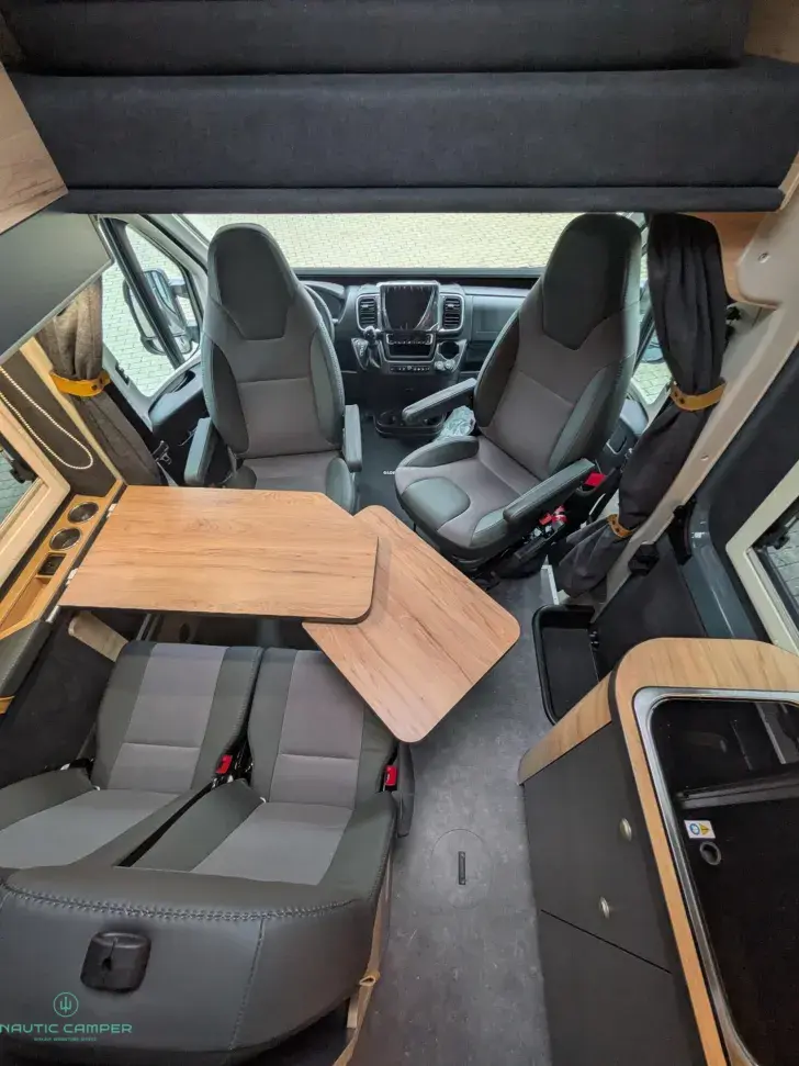 Fahrzeugbild Globe-Traveller Voyager Z Gas FREI I Soft Close I Manufakt.* #12