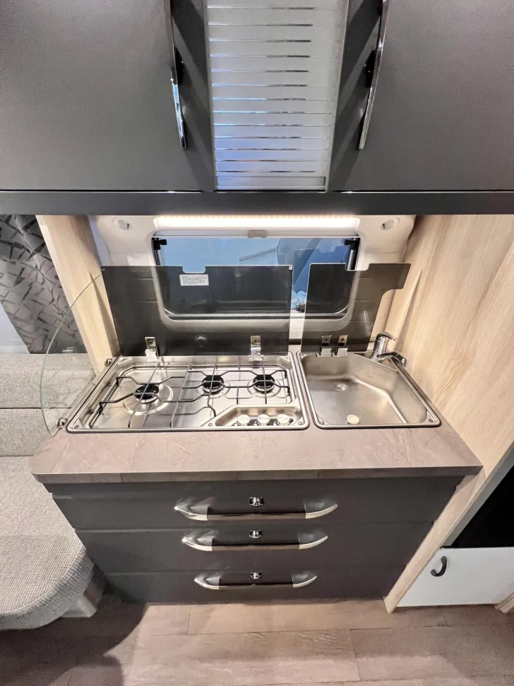 Fahrzeugbild Hobby De Luxe 515 UHL - Vorzelt #6