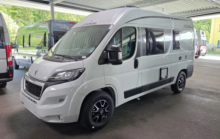 Fahrzeugbild Pössl D-Line RoadCamp R ----> jetzt € 15.448,- sparen! #5