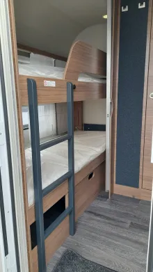 Fahrzeugbild Knaus Sport 500 QDK 1800kg; Garage,177L Kühlschrank #7