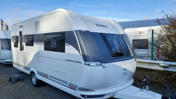 Fahrzeugbild Hobby Excellent Edition 495 UL 1800kg, TV Halter #3