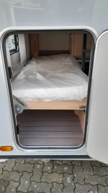 Fahrzeugbild Knaus Südwind 60 YEARS 540 FDK 1800kg; Garage; ASF Bug #4